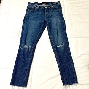 Express Women’s Mid-Rise Ripped Skinny Ankle Jeans • 6